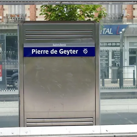 Apartment 2 Pieces Lumineux A 5 Min A Pied Stade De France